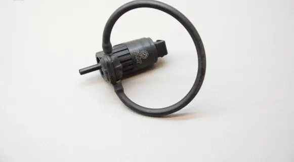 Fiat 500 Windscreen/windshield washer pump 71740942