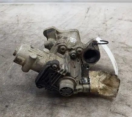 Citroen C-Crosser Thermostat/thermostat housing