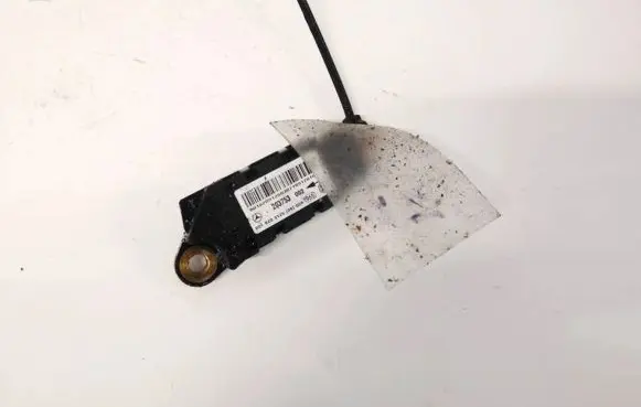 Mercedes-Benz C W203 Airbag deployment crash/impact sensor 0018209126