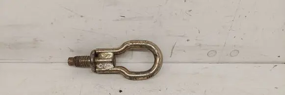 Ford C-MAX I Towing hook eye 