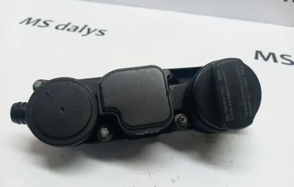 Mercedes-Benz E W211 Breather valve A6460100162 6460100162 A6460101462