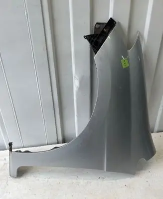 Honda FR-V Fender