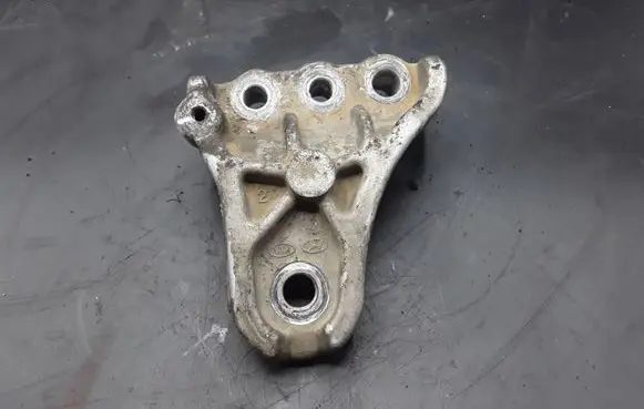 KIA Ceed Engine mounting bracket NOCODE