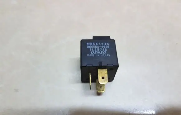Mitsubishi Pajero Sport I Other relay MR563835 066004980
