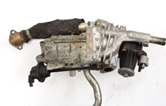 Jaguar XF X250 EGR valve 701881040