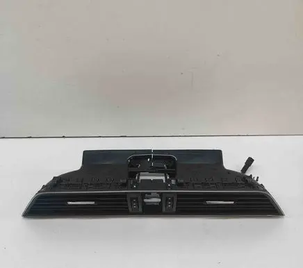 Skoda Superb B8 (3V) Dashboard air vent grill cover trim 3V0820951D