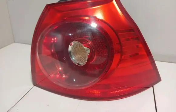 Volkswagen Golf V Rear/tail lights 1K6945096E