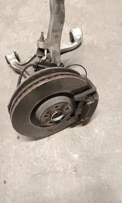 Mercedes-Benz GLE W167 Front wheel hub spindle knuckle A16725L A16725
