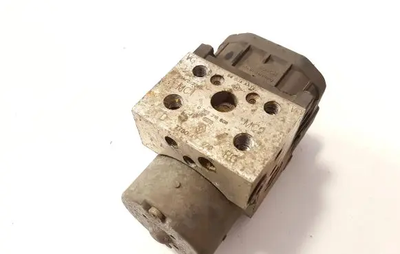 Renault Scenic I ABS Pump 0265216608 0273004331