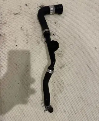 Peugeot 3008 II Engine coolant pipe/hose Z12002108
