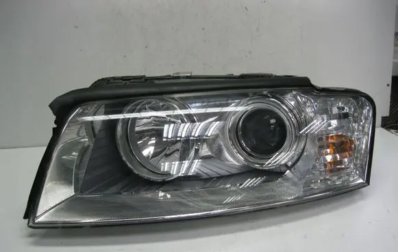 Audi A8 S8 D3 4E Headlight/headlamp 4E0907813