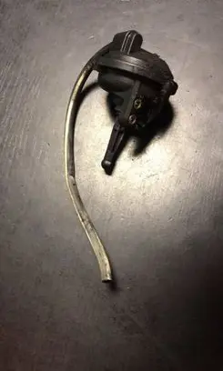 BMW 1 E81 E87 Vacuum valve 71424212