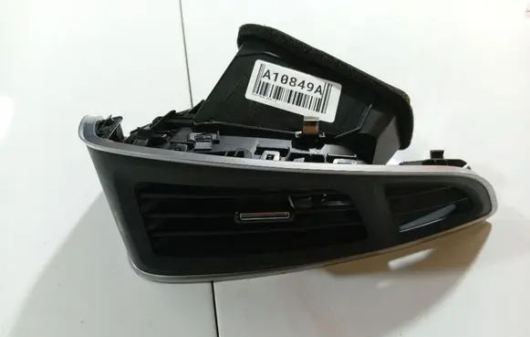 Dash center air vent grill