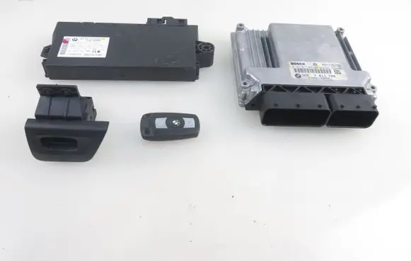BMW 1 E81 E87 Engine control unit/module ECU 6954717 0281015043 9147220