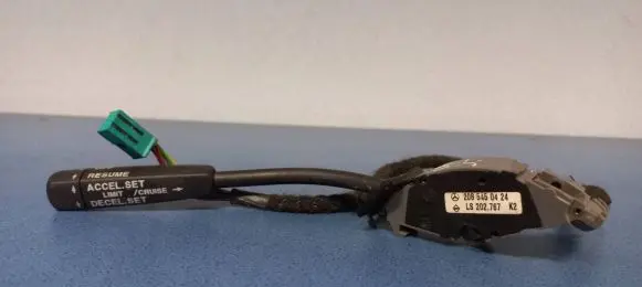 Mercedes-Benz E W210 Cruise control switch 2085450424