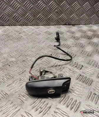 Front door lock