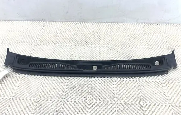 Suzuki Jimny Wiper trim 77311-81A10