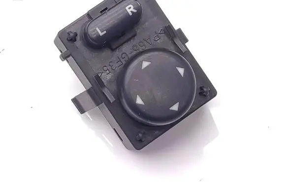 Mercedes-Benz Sprinter W901 W902 W903 W904 Wing mirror switch A0045459207 03W52ZGS002