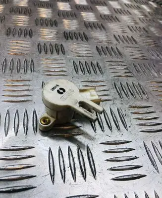 Clutch pedal sensor