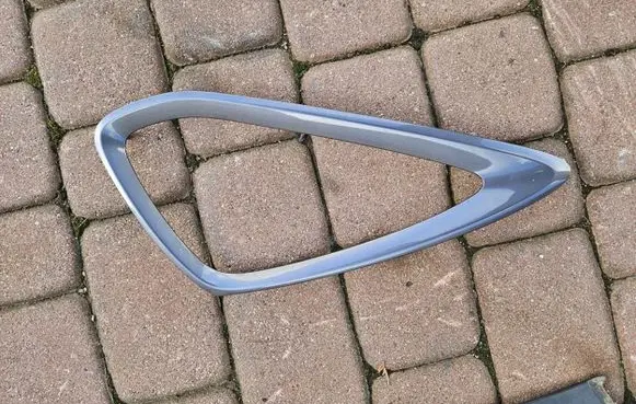 Opel Crossland X Front door speaker cover trim 13463509