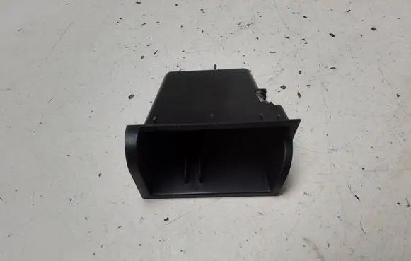 Car ashtray