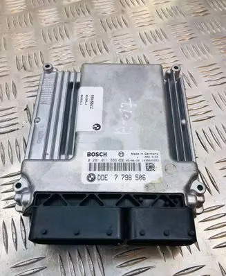 BMW 7 E65 E66 Engine control unit/module 0281011886 7798506