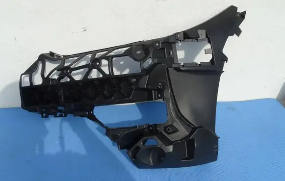 BMW 4 G22 G23 G24 G26 Front bumper corner part panel trim 7451299
