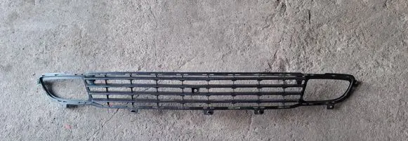 Opel Zafira A Front bumper lower grill 90580631 12502 DN0407838