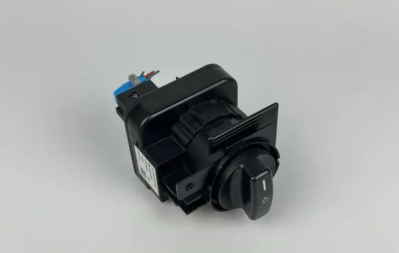 Mercedes-Benz A W169 Light switch 1695452704 A1695452704 0798095