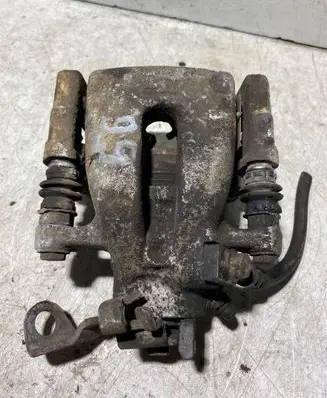 Opel Zafira B Rear brake caliper