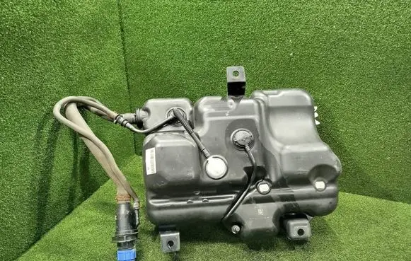 Renault Trafic III (X82) AdBlue liquid reservoir 208993933R 0444040014 93868466