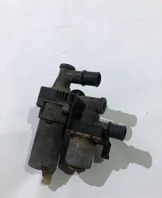 BMW 3 E46 Coolant heater control valve 64118369807 1147412149