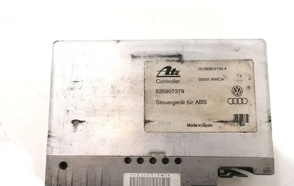 Volkswagen Golf III ABS control unit/module 535907379 10093501344