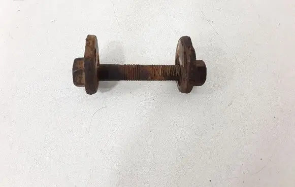 Toyota Avensis T250 Rear suspension camber bolt 