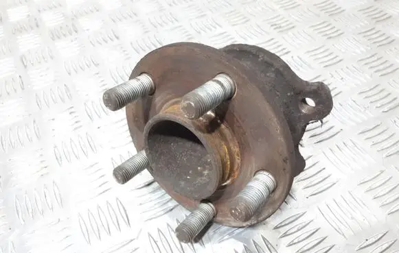 Ford Galaxy Rear wheel hub