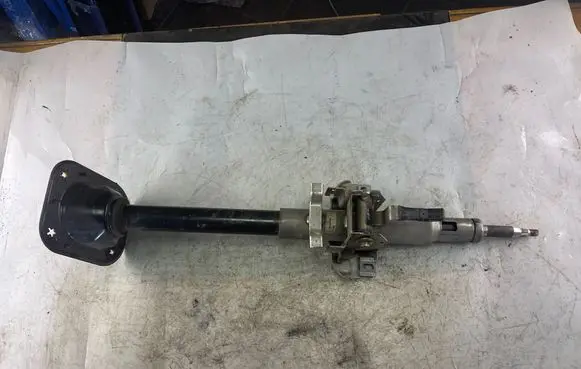 Mitsubishi Pajero Sport I Steering wheel axle