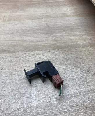 Peugeot 607 Brake pedal sensor switch 9293A