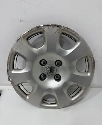 Peugeot Partner R15 wheel hub/cap/trim 