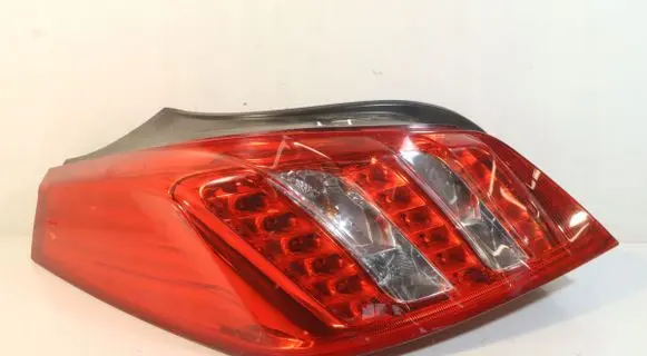 Peugeot 508 Rear/tail lights 9686293780