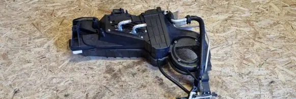 Ford Explorer Interior heater climate box assembly 7L2H19B868AA 7L2H19B870AA