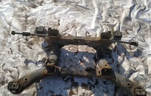 Mercedes-Benz GL X164 Rear subframe 