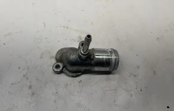 Ford Mustang VI Thermostat housing FR3E8594BA