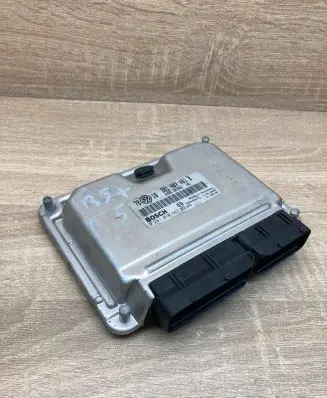 Volkswagen PASSAT B5.5 Engine control unit/module ECU 3B1907401B 0281010447