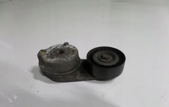 Chrysler 300 - 300C Generator/alternator belt tensioner 04861660AA300c