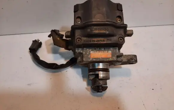 Toyota Carina T210 Spark distributor 0290300220 1905016020