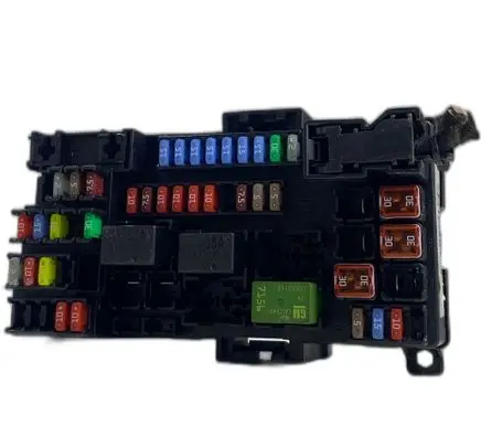 Opel Mokka Fuse box set 2109261