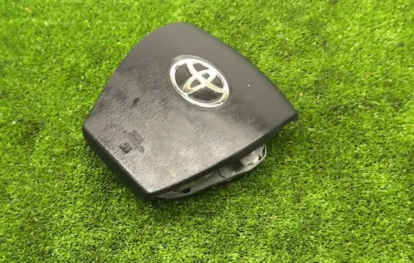 Toyota Prius (XW30) Steering wheel airbag TG10A02002