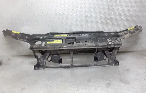 Volvo V70 Top upper radiator support slam panel 30748023