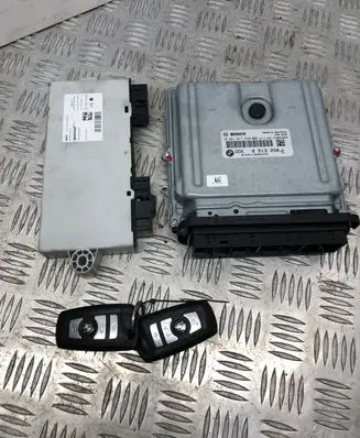 BMW 5 F10 F11 Engine ECU kit and lock set 8513250 0281017648 1039S43686