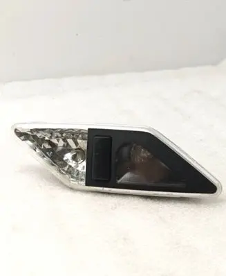 BMW 3 E46 Rear seat light 8375585